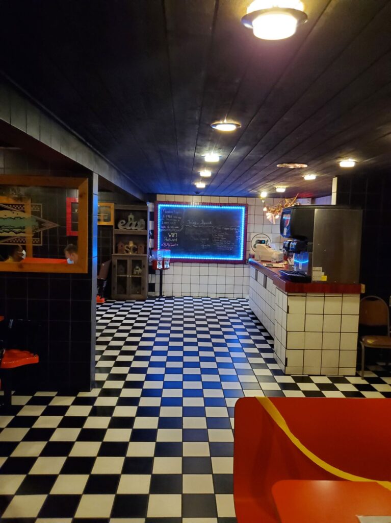 Sandwich Cellar 2